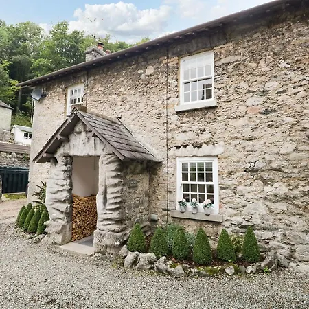 Pear Tree Grange-over-Sands